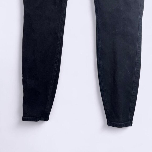 Torrid Bombshell Skinny Jeans – Premium Stretch – Size 14 Tall - Picture 3 of 7